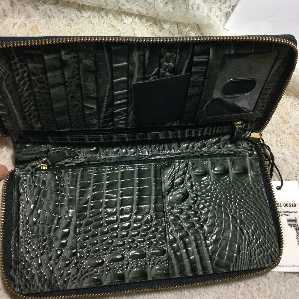 NWT SERPENTINE SKYLER CLUTCH Or LG TRAVEL WALLET - Picture 2 of 8